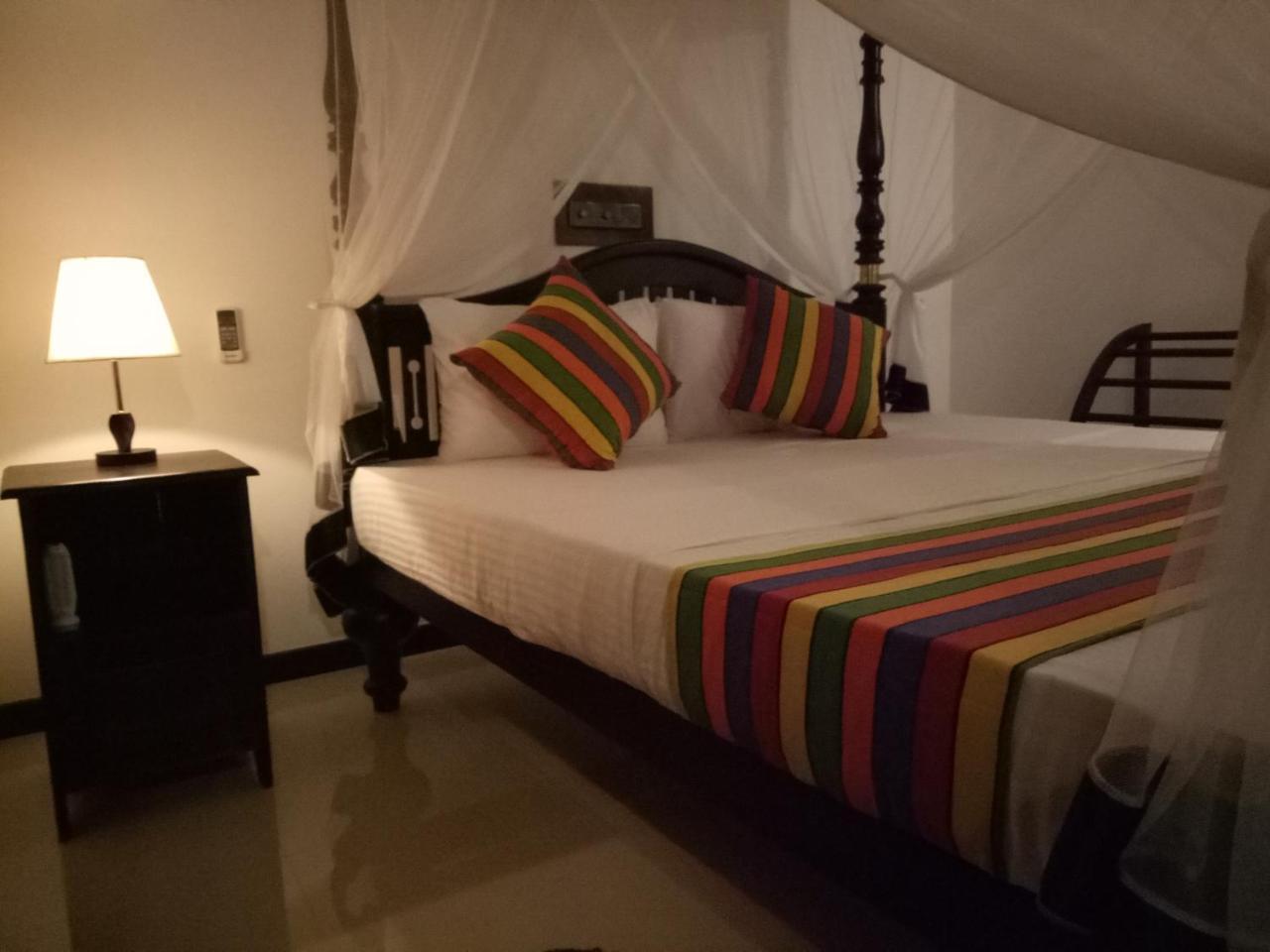 Janu Homestay Tangalle Ngoại thất bức ảnh