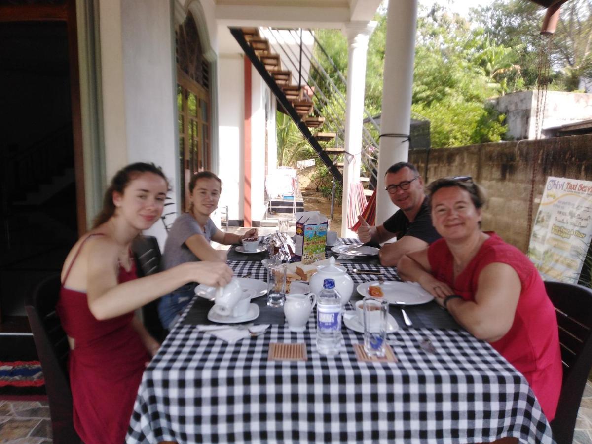 Janu Homestay Tangalle Ngoại thất bức ảnh